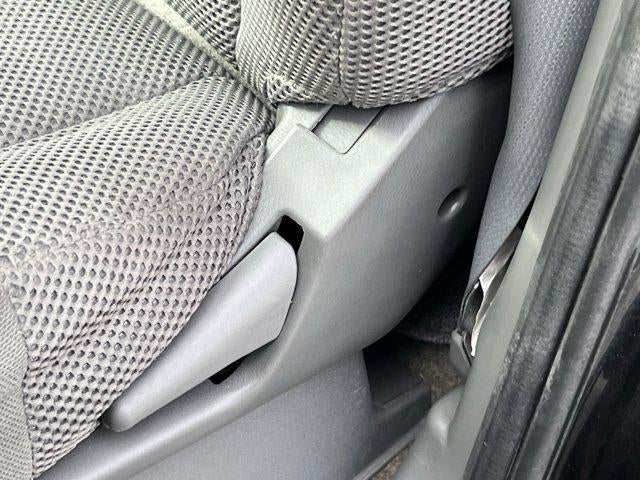 2015 Nissan Frontier 4WD Crew Cab LWB Auto SV