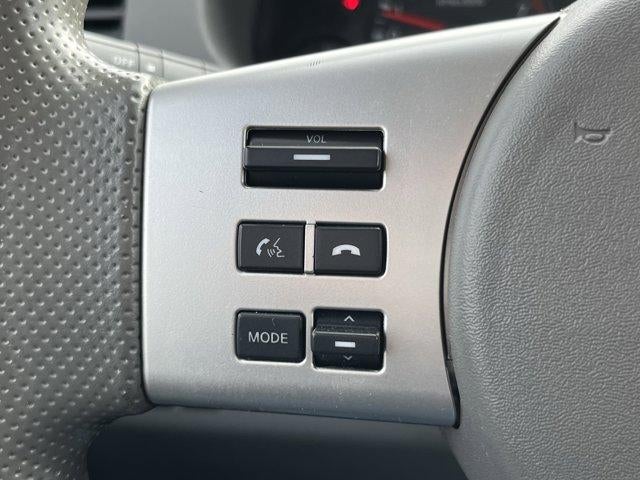 2015 Nissan Frontier 4WD Crew Cab LWB Auto SV