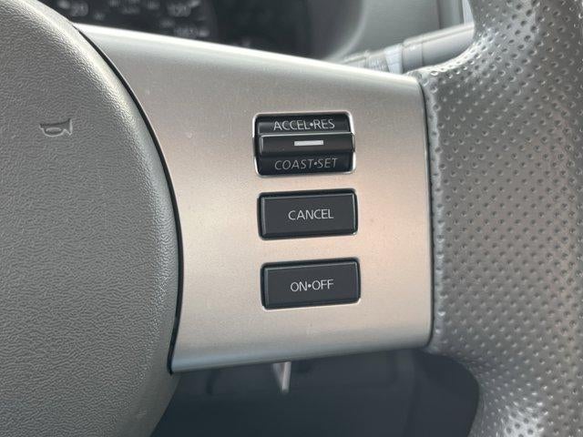 2015 Nissan Frontier 4WD Crew Cab LWB Auto SV