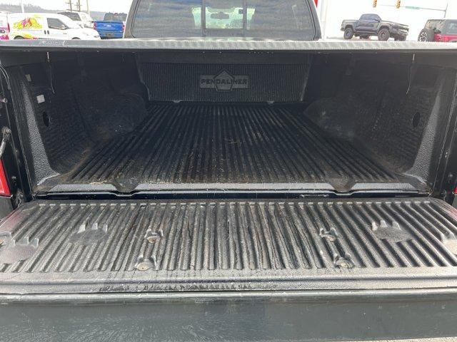 2015 Nissan Frontier 4WD Crew Cab LWB Auto SV