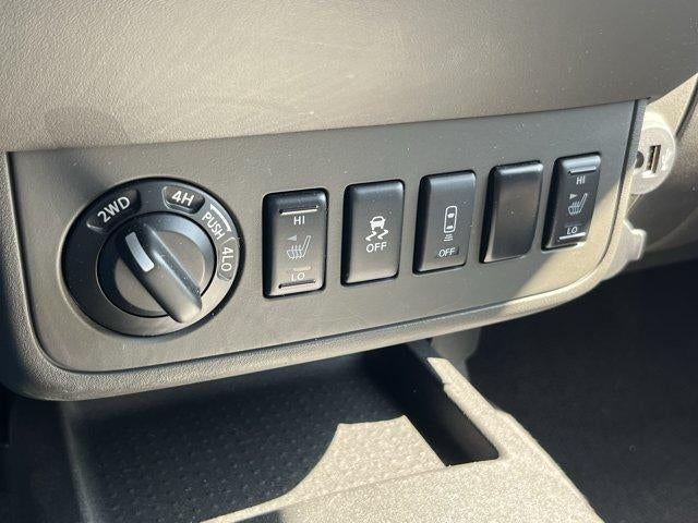 2021 Nissan Frontier King Cab 4x4 SV Auto
