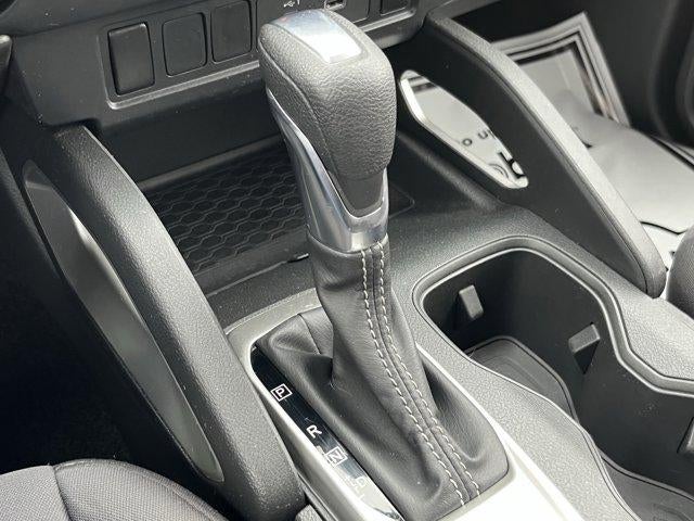 2023 Nissan Frontier Crew Cab 4x4 SV Auto