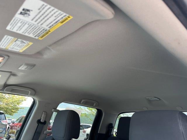 2022 Nissan Frontier Crew Cab 4x4 S Auto