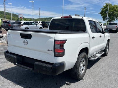 2022 Nissan Frontier Crew Cab 4x4 S Auto