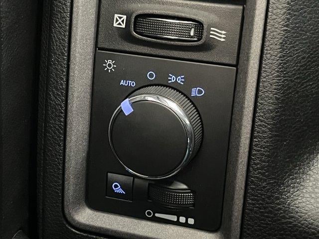 2017 RAM 2500 Tradesman 4x4 Crew Cab 6'4" Box