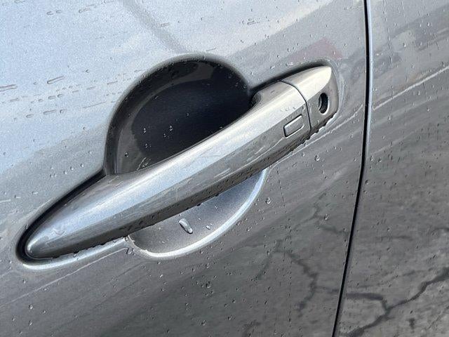 2024 Nissan Sentra SR CVT