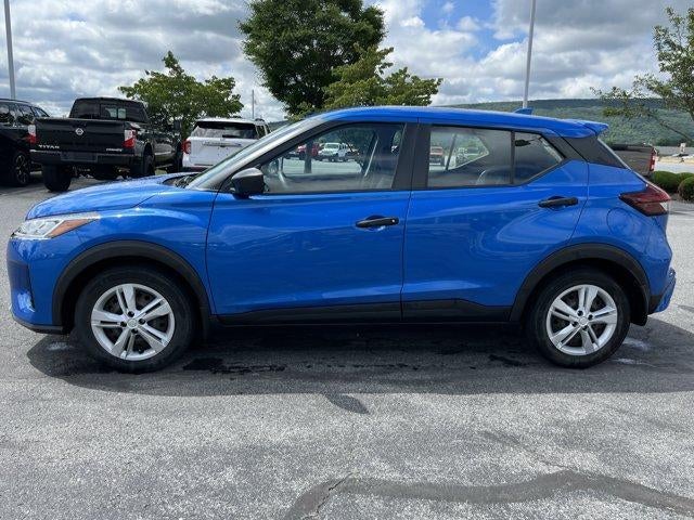 2022 Nissan Kicks S FWD