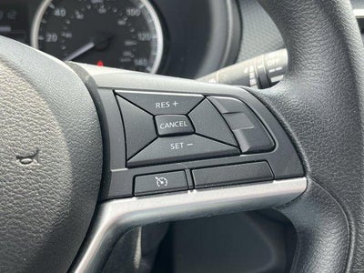 2022 Nissan Kicks S FWD