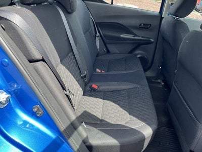 2022 Nissan Kicks S FWD