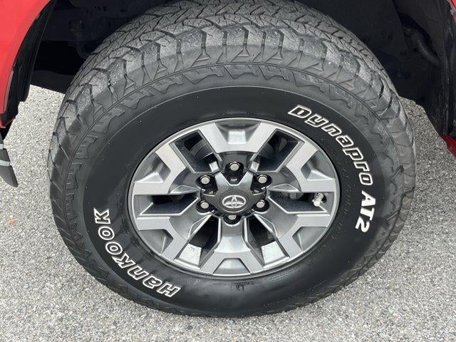 2022 Toyota Tacoma 4WD 4WD SR5 Access Cab 6' Bed V6 AT (SE)