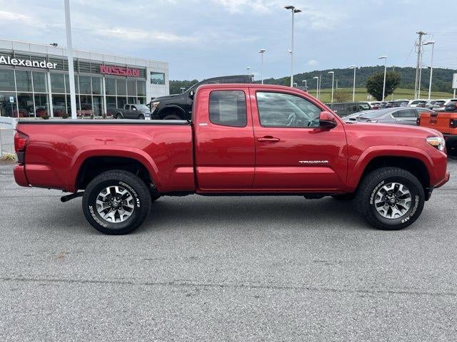 2022 Toyota Tacoma 4WD 4WD SR5 Access Cab 6' Bed V6 AT (SE)