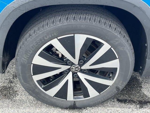 2022 Volkswagen Taos SE 4MOTION