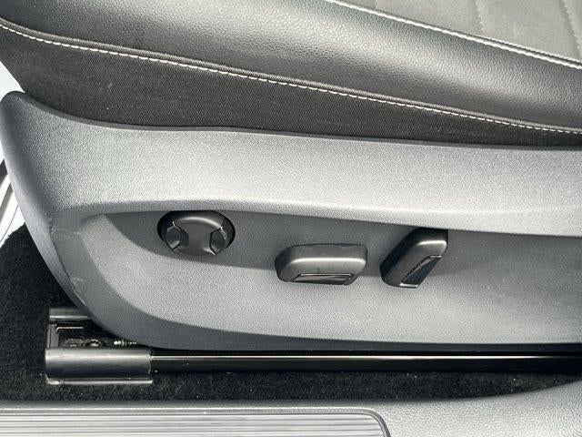 2022 Volkswagen Taos SE 4MOTION