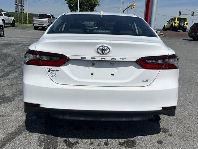 2023 Toyota Camry LE Auto (SE)