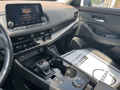 2022 Nissan Rogue AWD SV