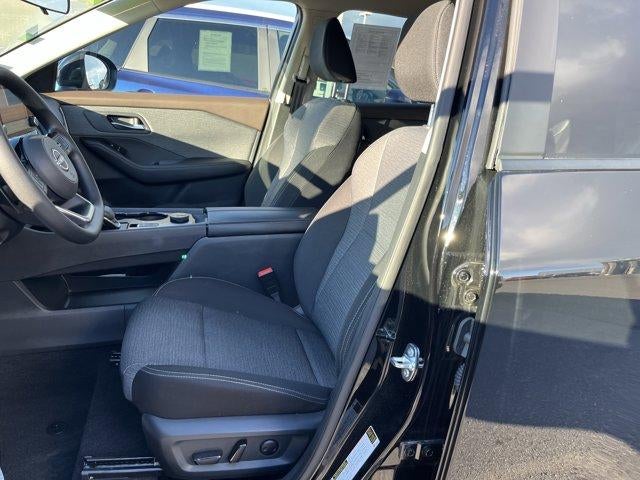 2023 Nissan Rogue AWD SV