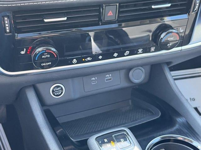 2023 Nissan Rogue AWD SV *Ltd Avail*