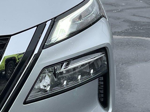 2023 Nissan Rogue AWD SV