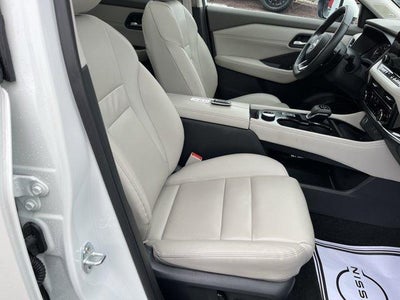 2023 Nissan Rogue AWD SL