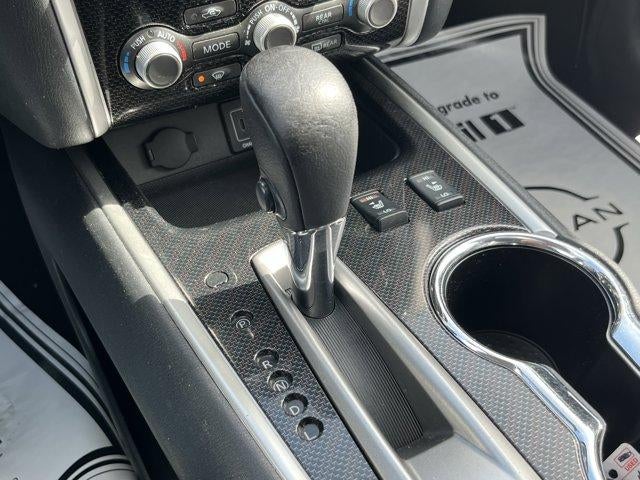 2019 Nissan Pathfinder 4x4 SL