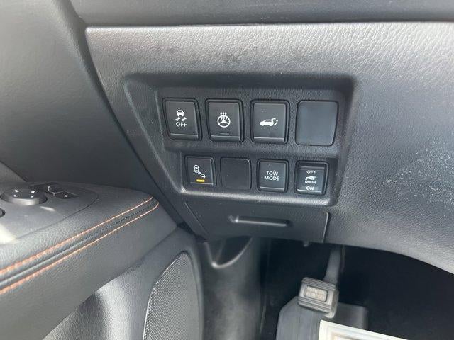 2019 Nissan Pathfinder 4x4 SL