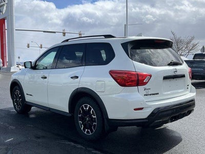 2019 Nissan Pathfinder 4x4 SL