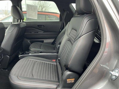 2024 Nissan Pathfinder Rock Creek 4WD