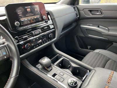 2024 Nissan Pathfinder Rock Creek 4WD