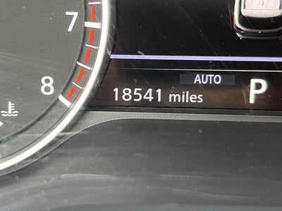 2023 Nissan Pathfinder SL 4WD