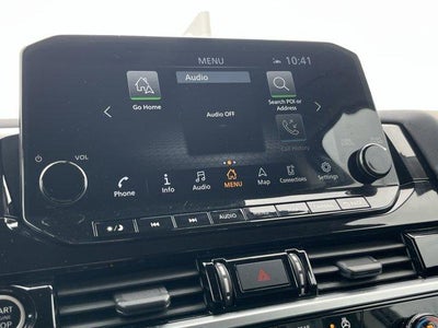 2023 Nissan Pathfinder SL 4WD