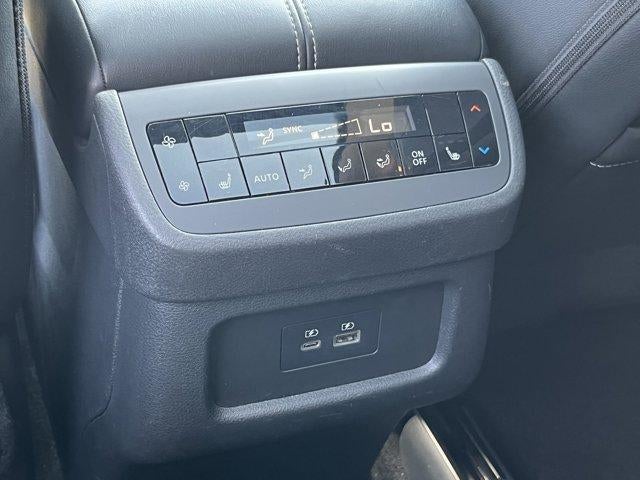 2024 Nissan Pathfinder SL 4WD