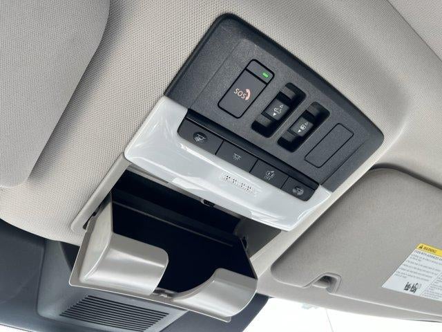 2024 Nissan Pathfinder SL 4WD