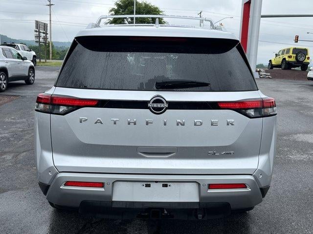 2023 Nissan Pathfinder SL 4WD