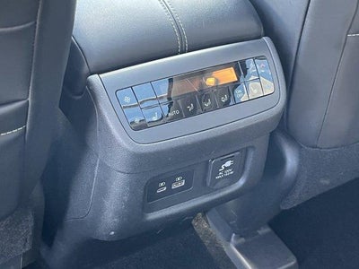 2022 Nissan Pathfinder Platinum 4WD