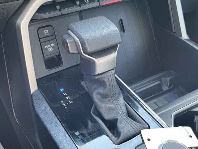 2023 Toyota Tundra 4WD 4WD SR5 CrewMax 6.5' Bed (Natl)