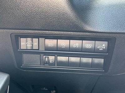 2023 Toyota Tundra 4WD 4WD SR5 CrewMax 6.5' Bed (Natl)