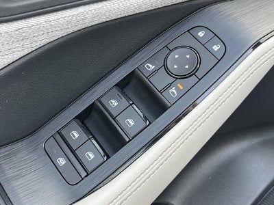 2023 Nissan Rogue AWD SV *Ltd Avail*