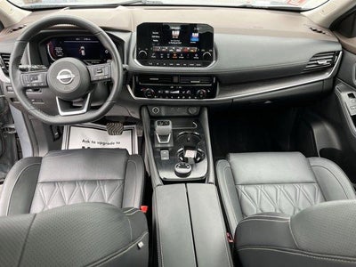 2022 Nissan Rogue AWD Platinum