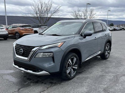 2022 Nissan Rogue AWD Platinum
