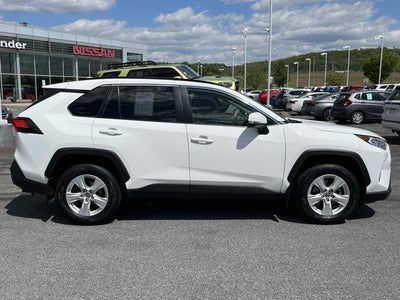 2019 Toyota RAV4 XLE AWD (Natl)