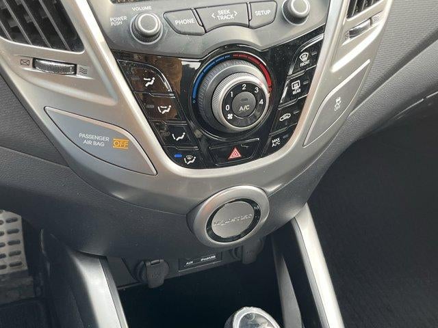 2015 Hyundai VELOSTER 3dr Cpe Auto RE:FLEX w/Black Int