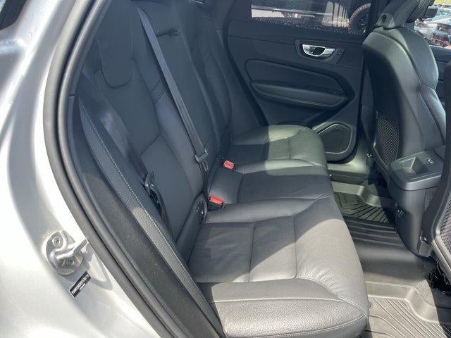 2025 Volvo XC60 B5 AWD Plus