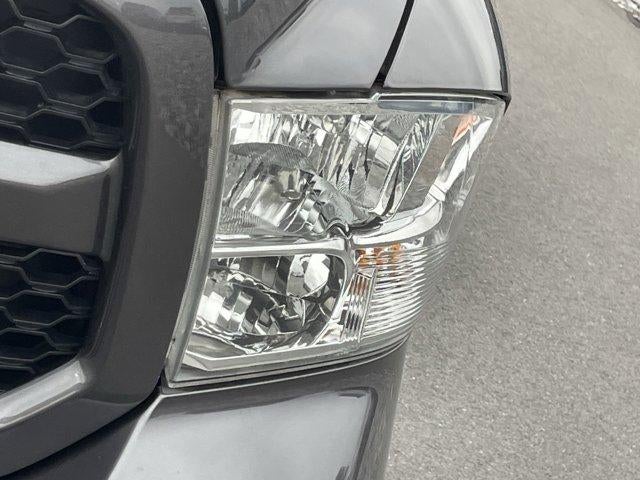 2018 RAM 1500 Express 4x4 Quad Cab 6'4" Box