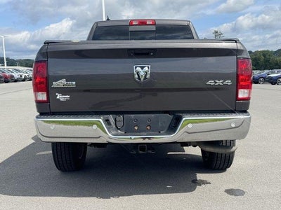 2018 RAM 1500 Big Horn 4x4 Quad Cab 6'4" Box