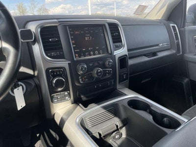 2017 RAM 1500 Big Horn 4x4 Crew Cab 6'4" Box