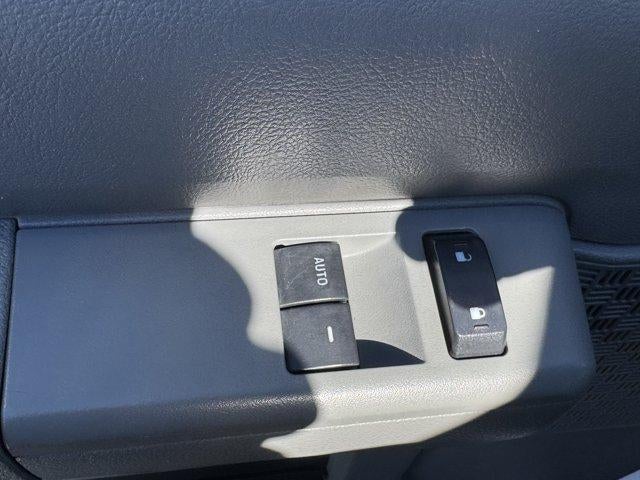 2011 Ford Econoline Wagon E-350 Super Duty XLT