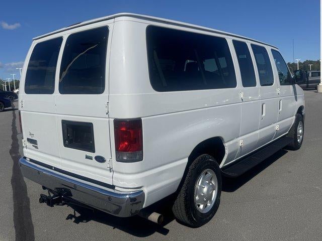 2011 Ford Econoline Wagon E-350 Super Duty XLT