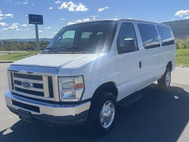 2011 Ford Econoline Wagon E-350 Super Duty XLT