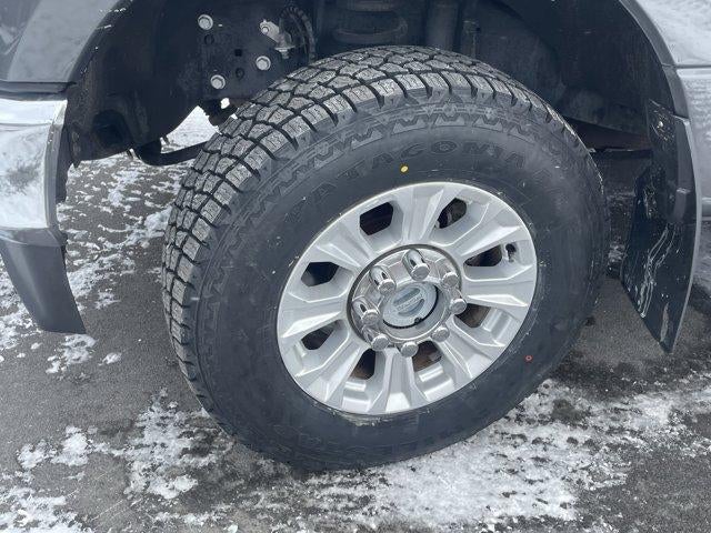 2020 Ford Super Duty F-250 SRW XL 4WD Crew Cab 6.75' Box