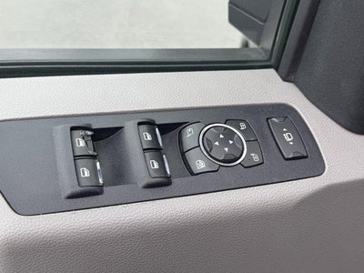 2020 Ford Super Duty F-250 SRW XL 4WD Crew Cab 6.75' Box